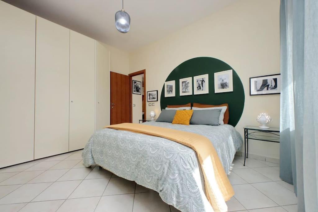 Relax Rome With 2 Balconies - 2 Bedroom Flat, 3Rd Floor With Lift, High Comfort, Quite, A Walk From Urban Train Station Gemelli And Metro A Stops Battistini & Cornelia Connecting To Center In 20 Minutes, 2 Steps From Bus Stop, Cycle Path, Groceries Екстериор снимка